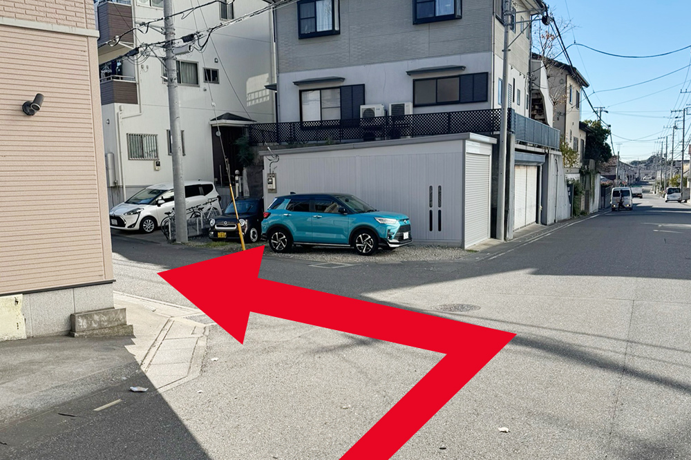 最寄駅からの順路のご案内